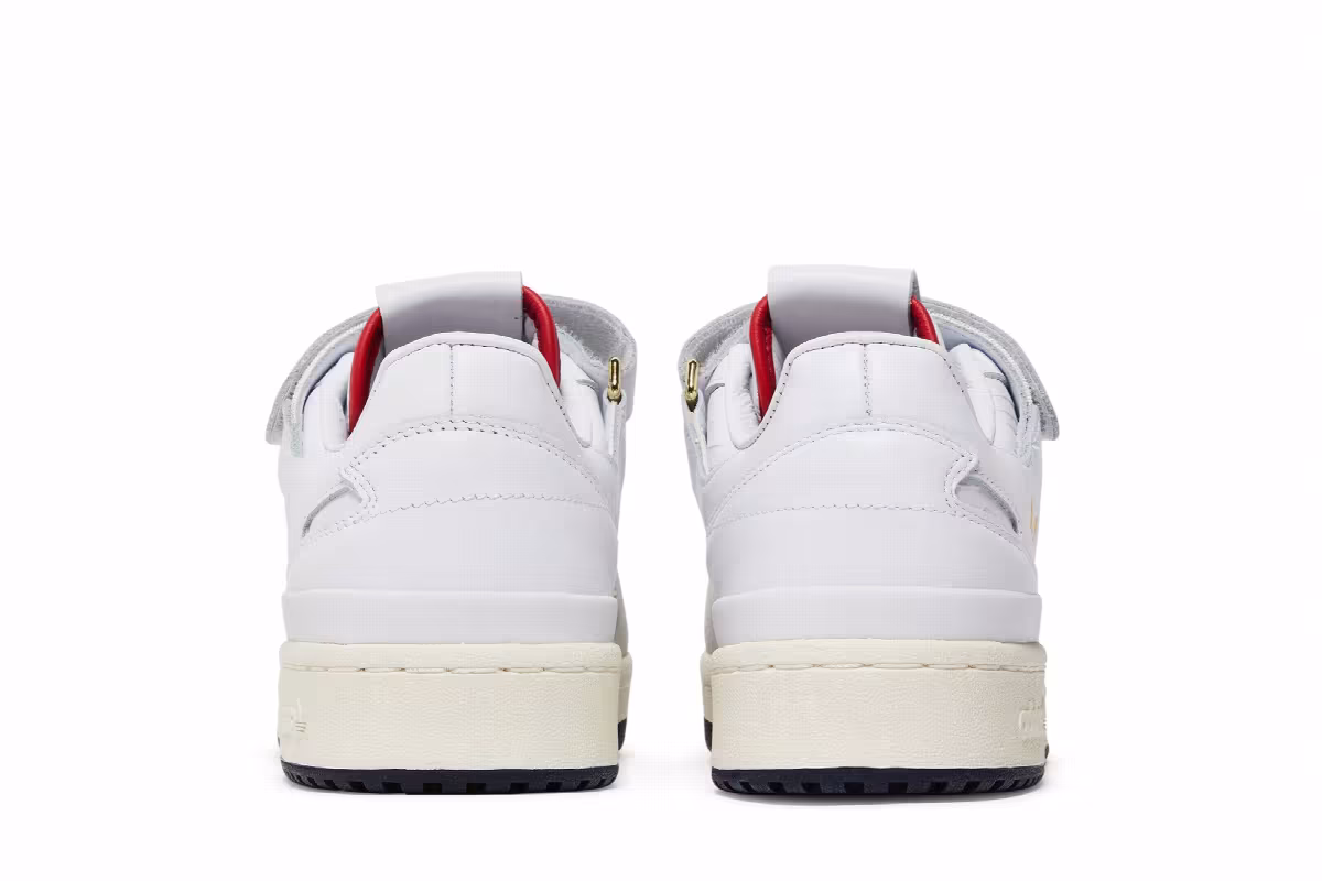 Sneakersnstuff x adidas Forum 84 Low Core White, view 7