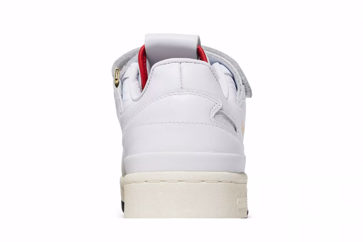 Sneakersnstuff x adidas Forum 84 Low Core White, view 8