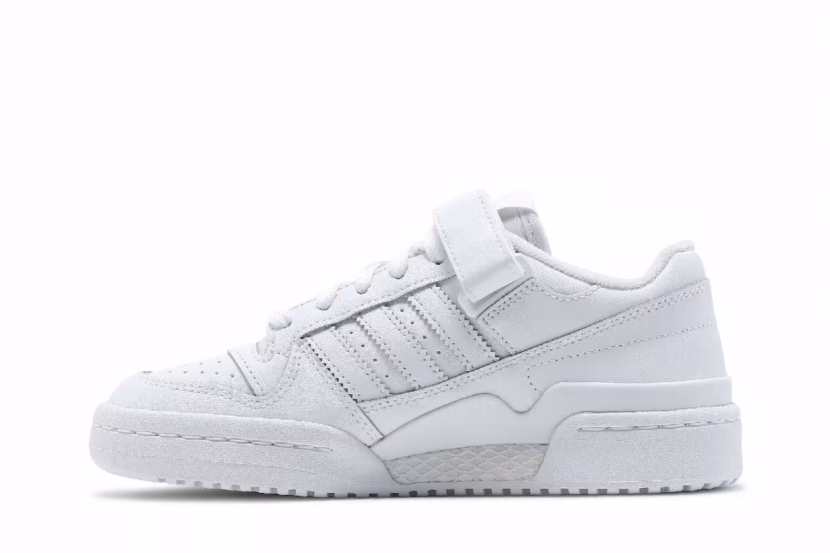 adidas Forum Low J Triple White, view 4