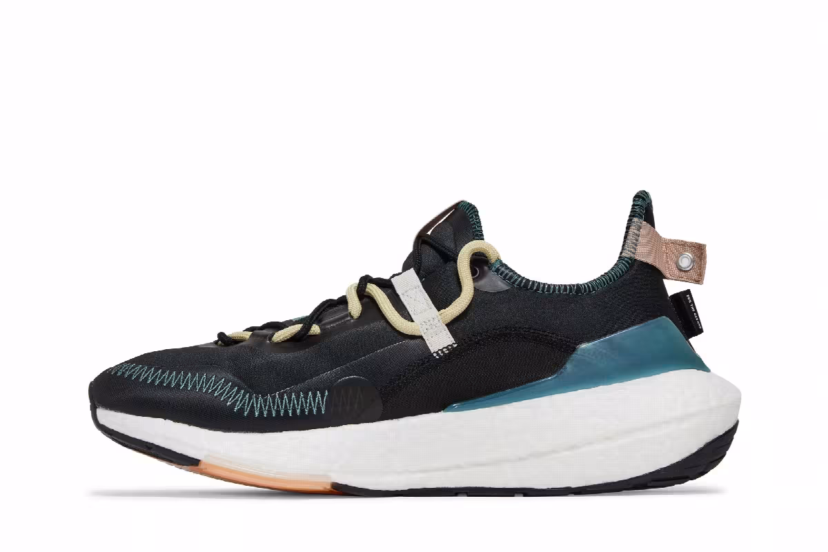 Parley x adidas UltraBoost 21 Carbon Sandy Beige, view 4