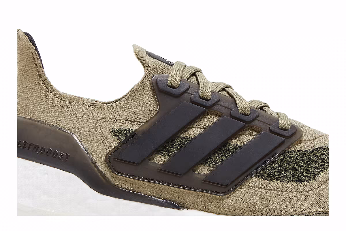 adidas UltraBoost 21 Orbit Green, view 3
