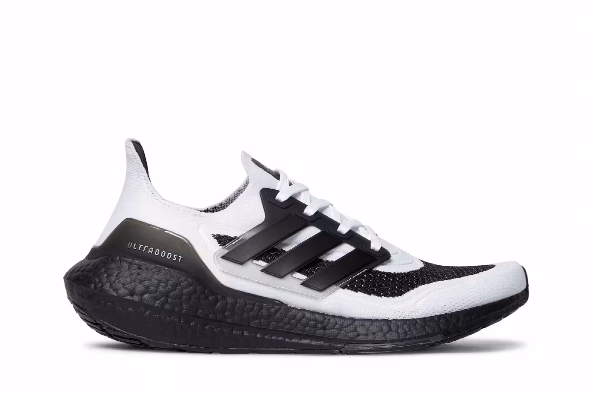 adidas UltraBoost 21 Oreo, view 2