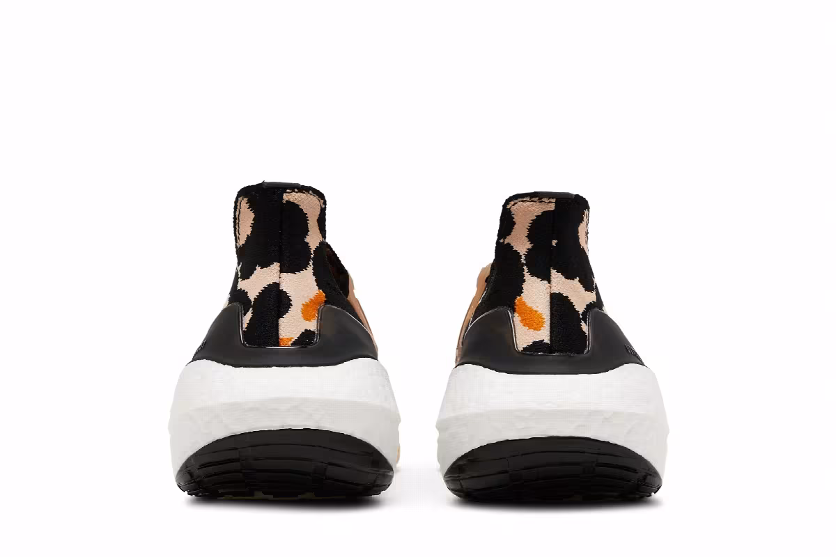 Marimekko x adidas Women's UltraBoost 21 Unikko, view 7