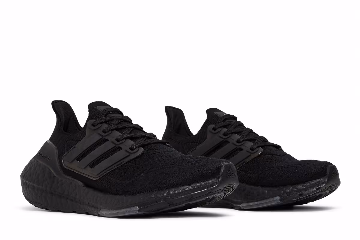 adidas UltraBoost 21 J Triple Black, view 9