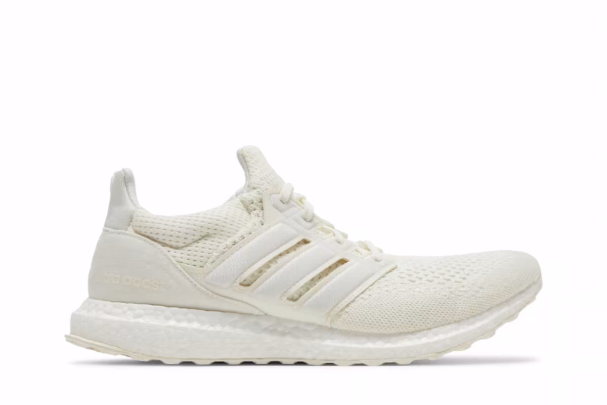 James Bond 007 x adidas UltraBoost 1.0 DNA No Time to Die - Triple White, view 2