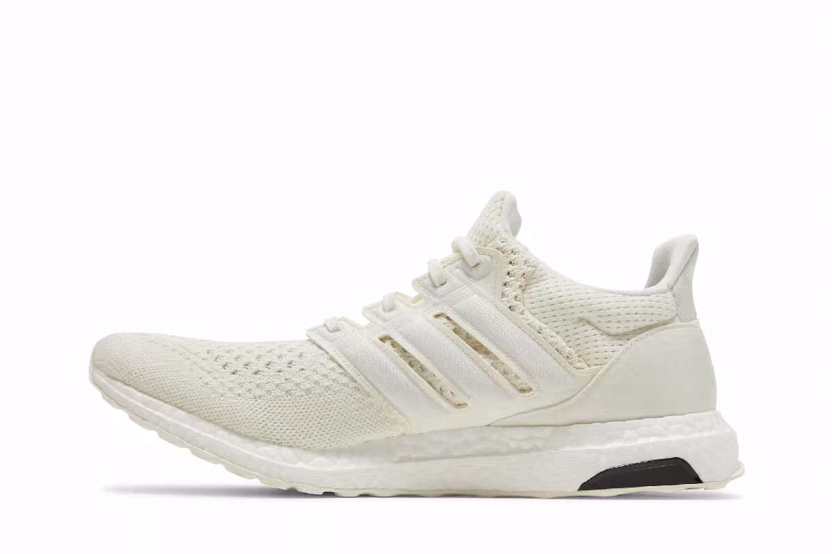 James Bond 007 x adidas UltraBoost 1.0 DNA No Time to Die - Triple White, view 4