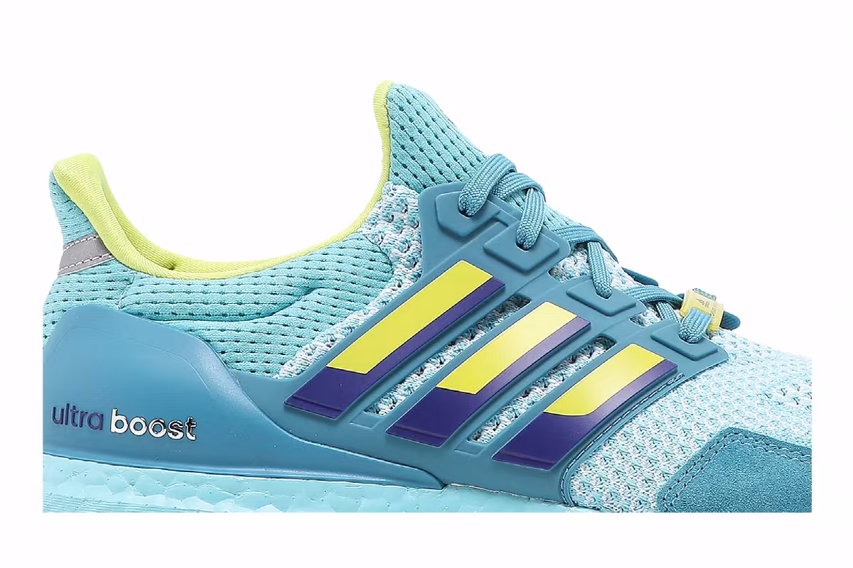 adidas UltraBoost 1.0 DNA ZX 8000, view 3