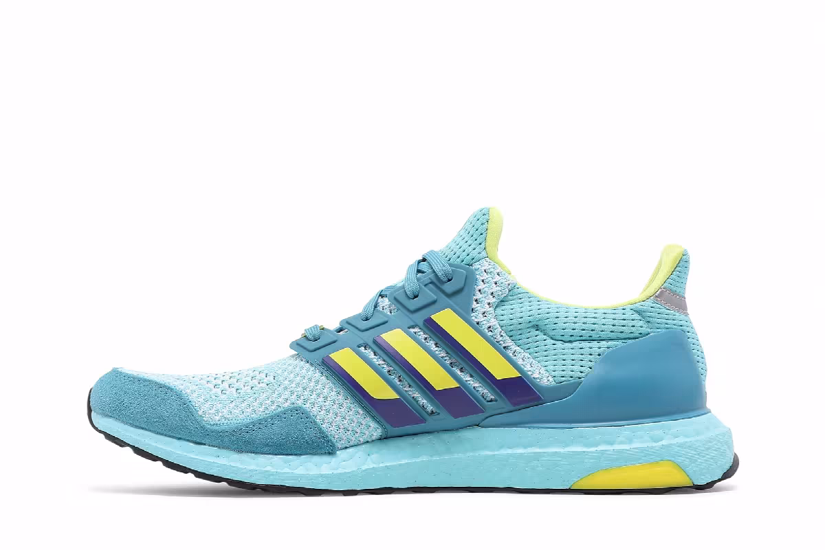 adidas UltraBoost 1.0 DNA ZX 8000, view 4