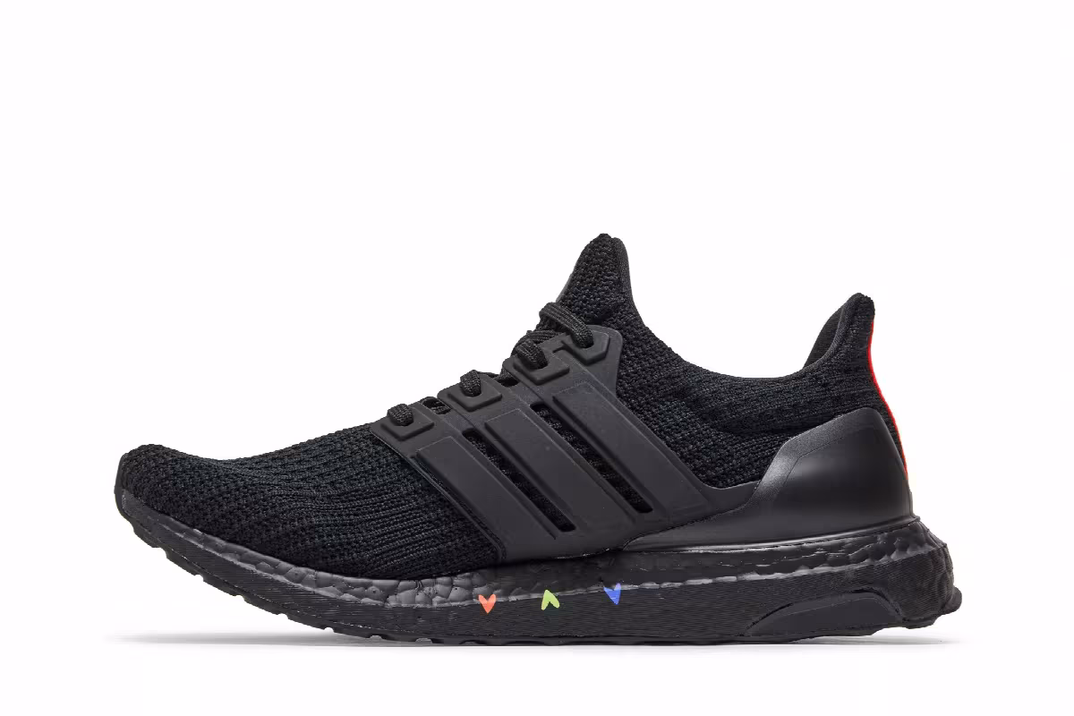 Adidas UltraBoost 4.0 DNA Black Hearts, view 4