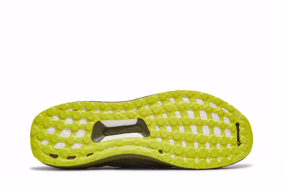 Ivy Park x Peloton x adidas UltraBoost OG Focus Olive, view 5