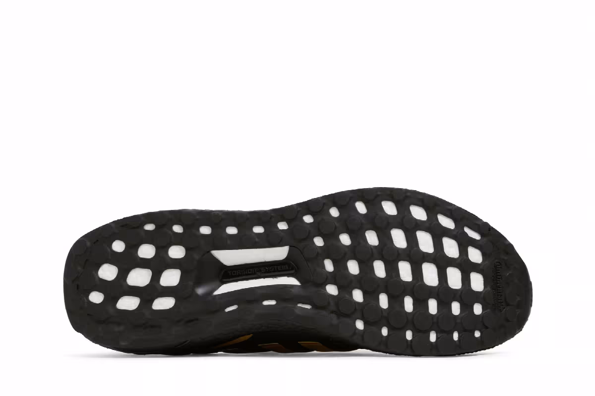Adidas UltraBoost 4.0 DNA Black Matte Gold, view 5