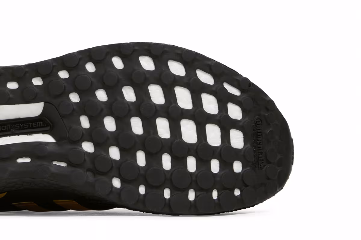 Adidas UltraBoost 4.0 DNA Black Matte Gold, view 6