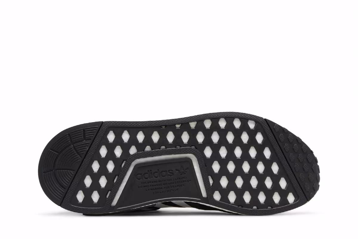 Marimekko x adidas Women's NMD_R1 Laine Wave, view 5