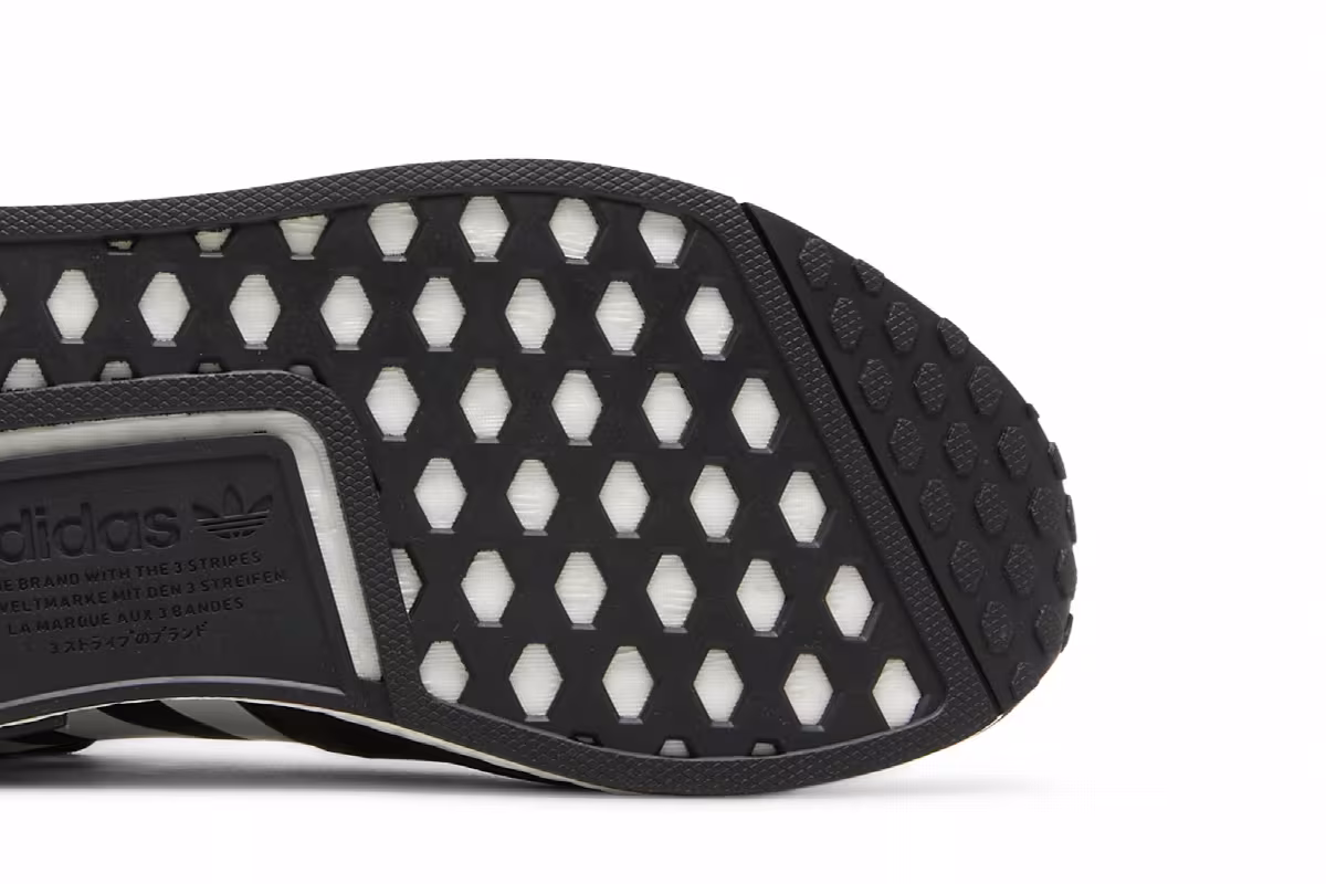 Marimekko x adidas Women's NMD_R1 Laine Wave, view 6