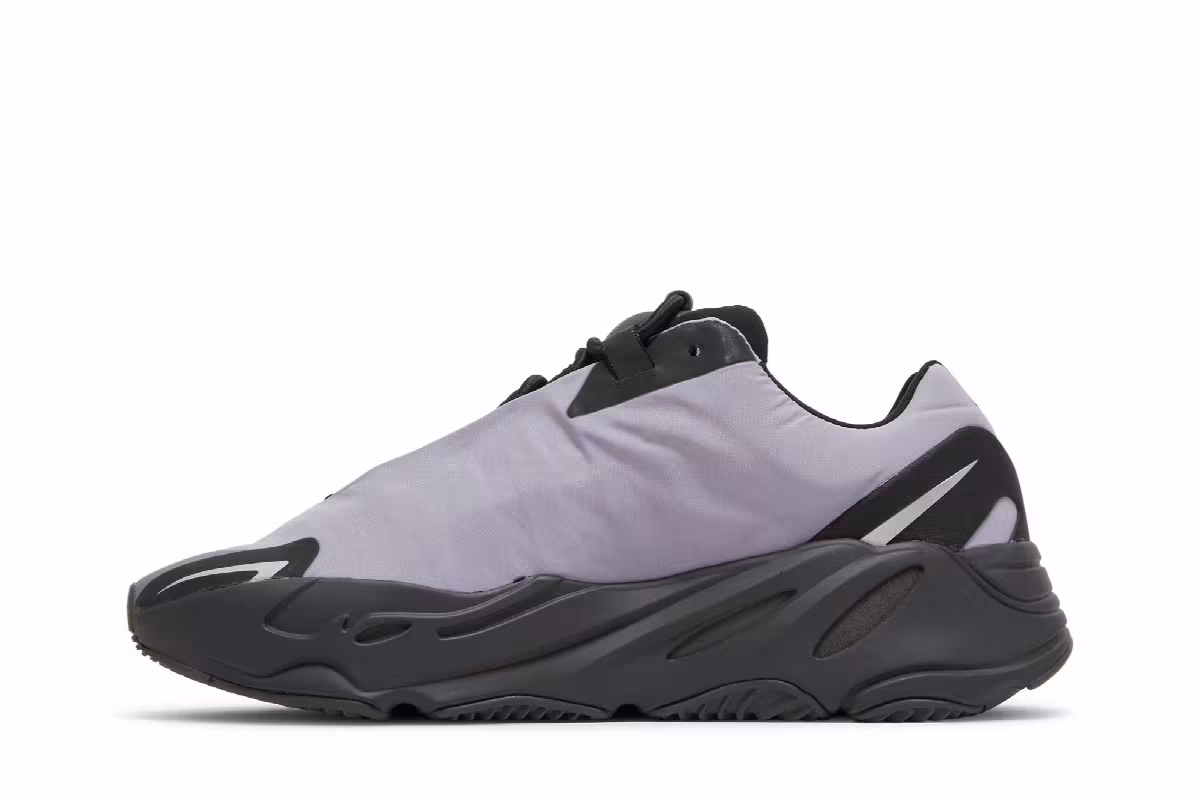 adidas Yeezy Boost 700 MNVN Geode, view 4