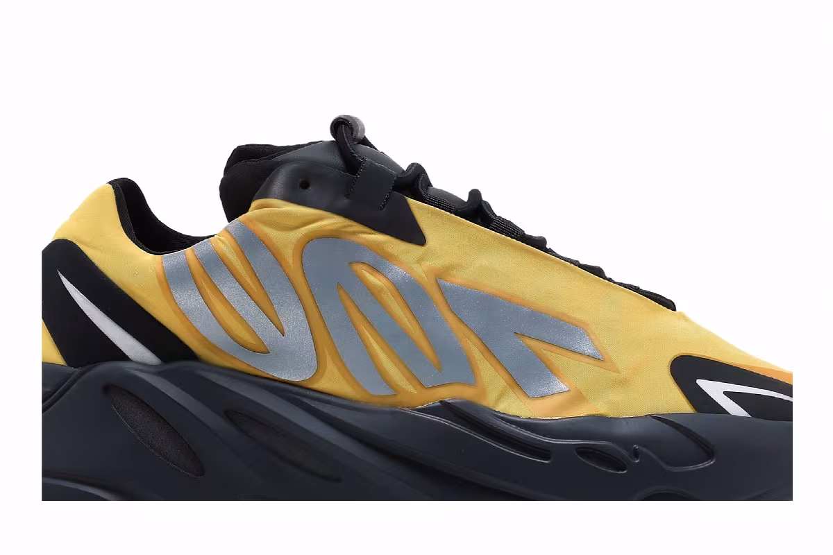 adidas Yeezy Boost 700 MNVN Honey Flux, view 3