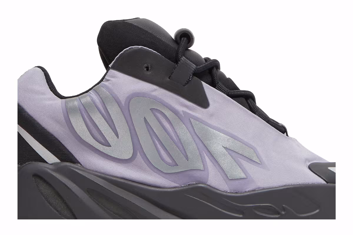 adidas Yeezy Boost 700 MNVN I Geode, view 3