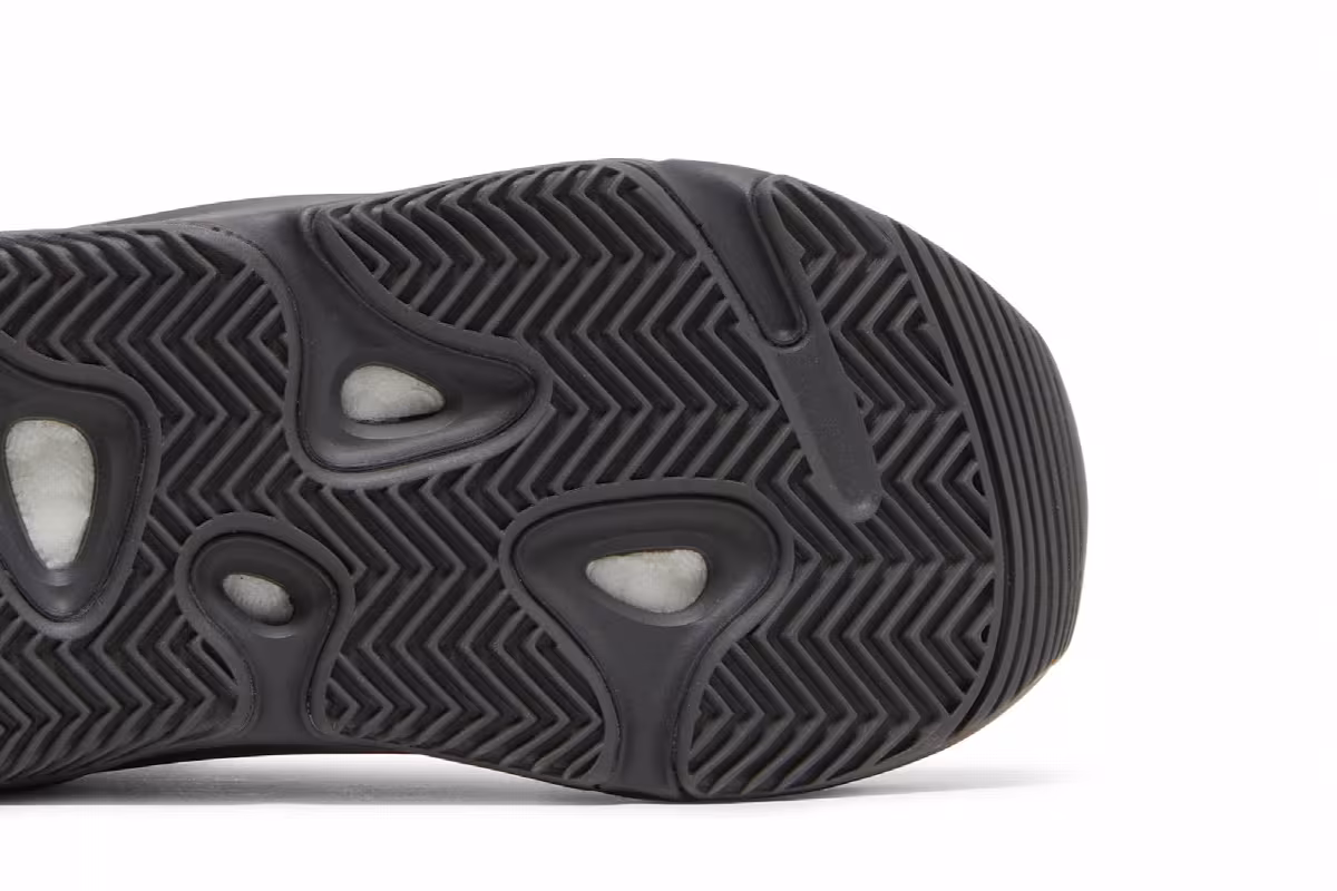adidas Yeezy Boost 700 MNVN I Geode, view 6