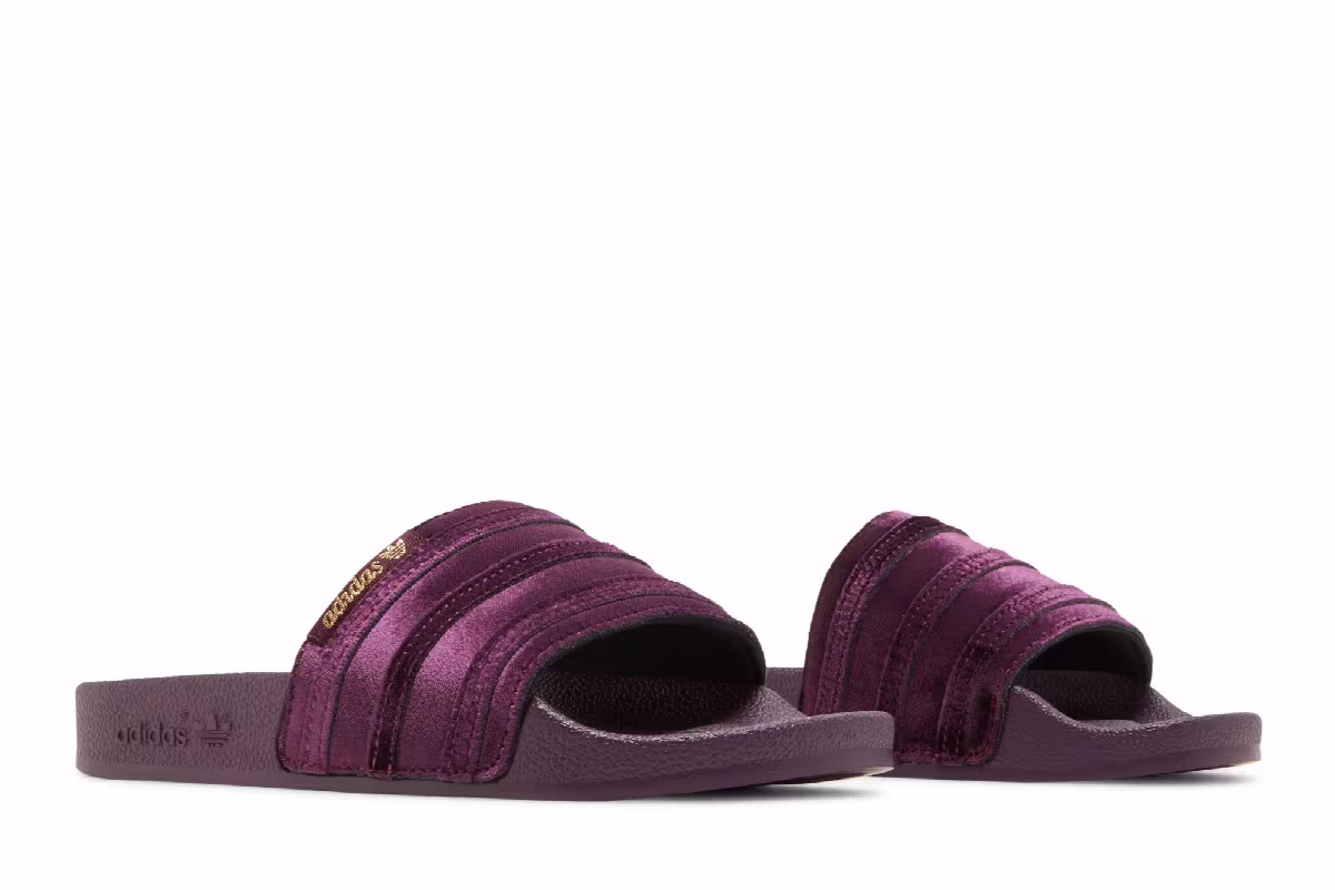 Adidas Women's Adilette Slide Victory Crimson, view 9