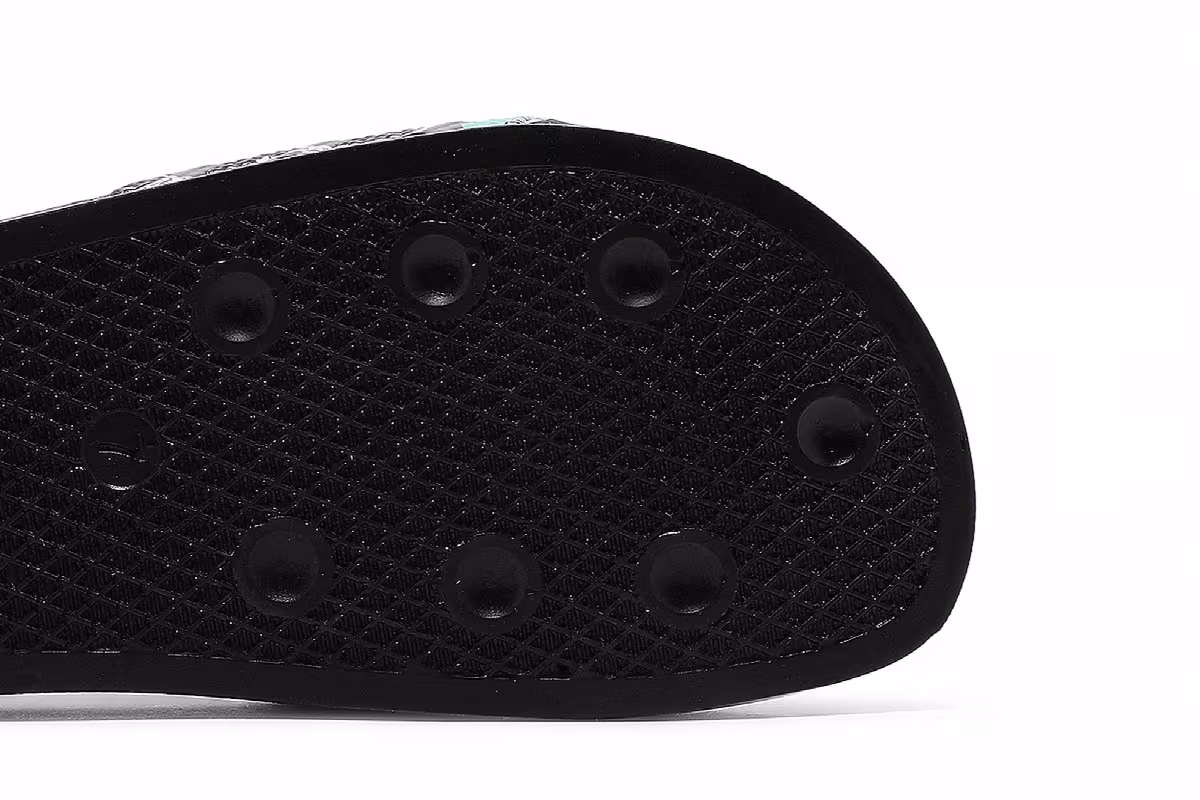 Adidas Adilette Slide J Empowering Graphics - Black, view 6