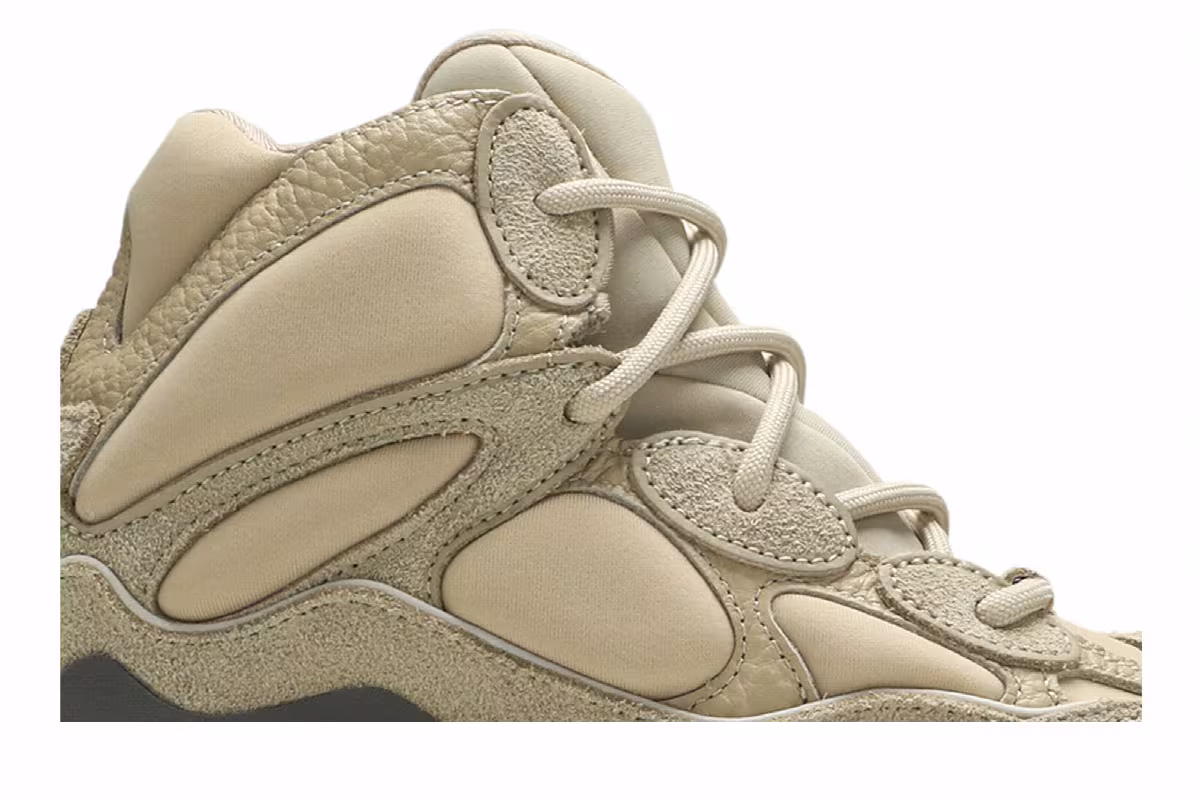 adidas Yeezy 500 High Wakaran, view 3
