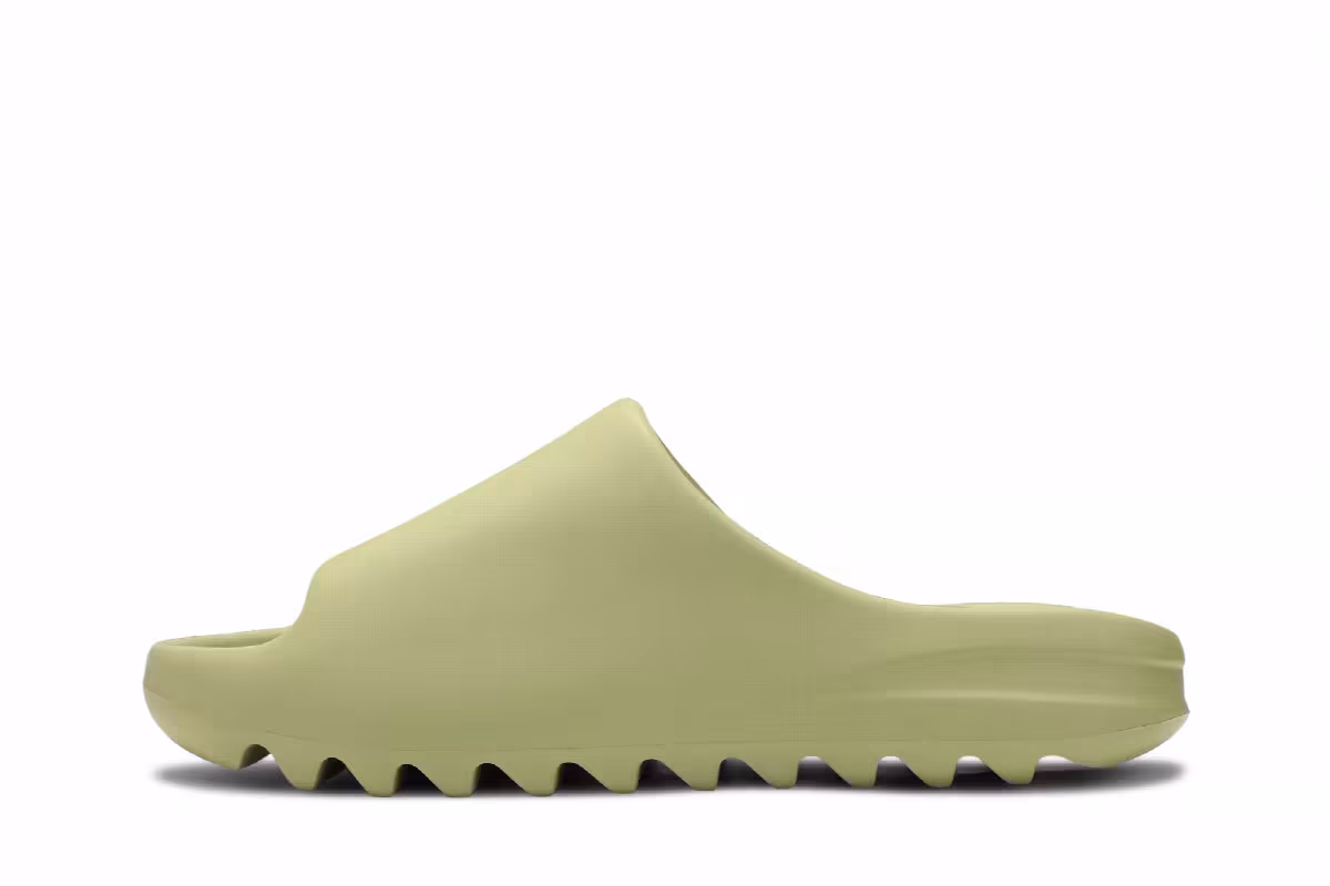 adidas Yeezy Slides Resin 2021, view 4