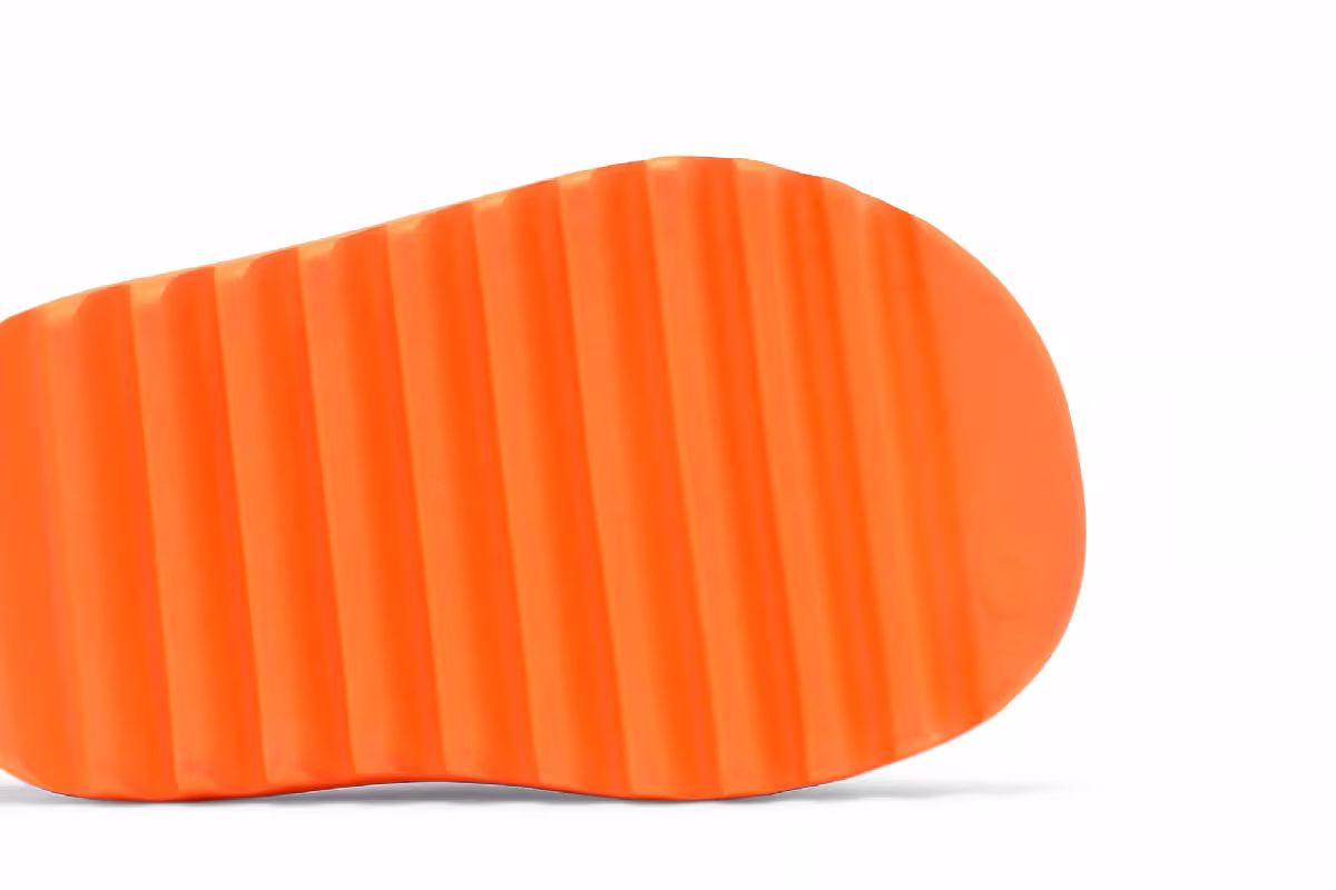 adidas Yeezy Slides Kids Enflame Orange, view 6