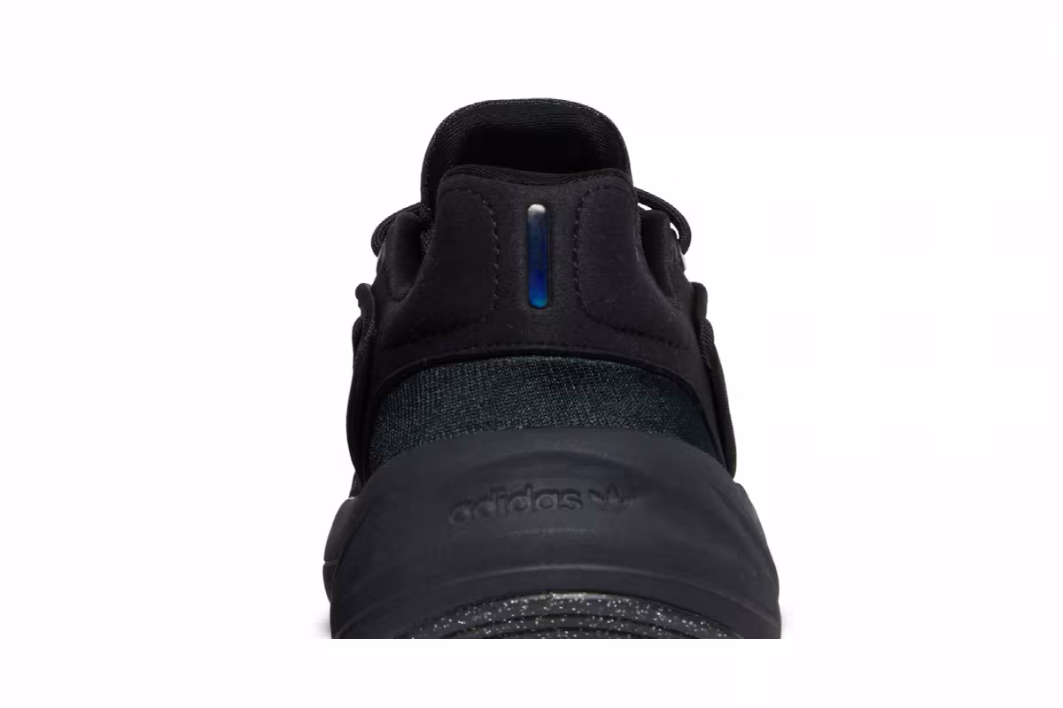 adidas Women's Ozelia Black Carbon, view 8