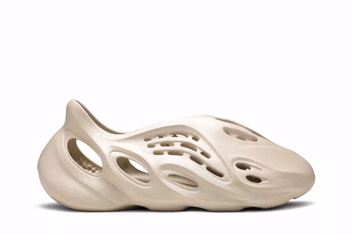 adidas Yeezy Foam Runner Sand, view 2