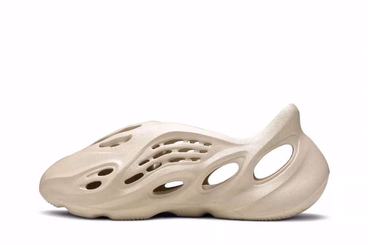 adidas Yeezy Foam Runner Sand, view 4