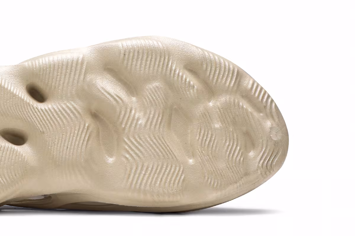adidas Yeezy Foam Runner Sand, view 6