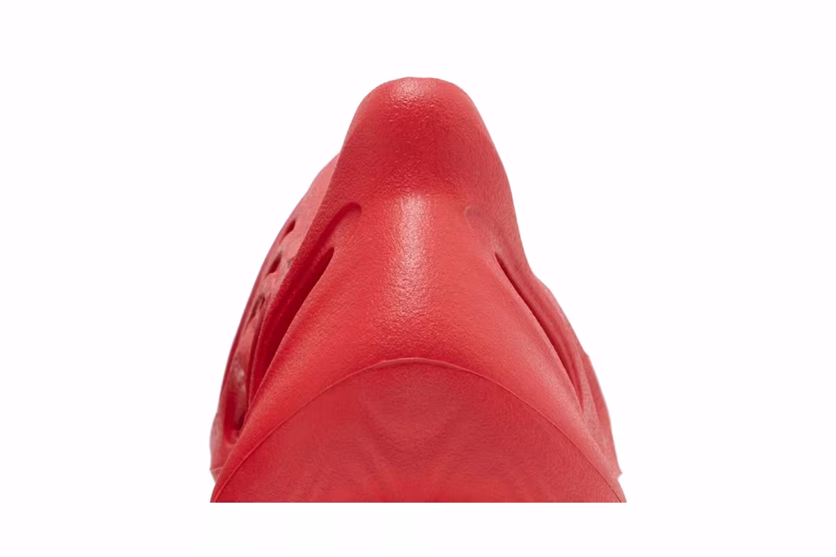 adidas Yeezy Foam Runner Kids Vermilion, view 8