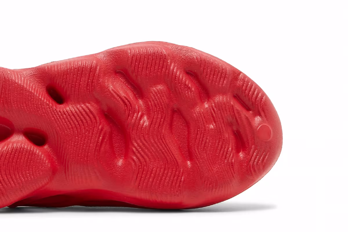 adidas Yeezy Foam Runner Infants Vermilion, view 6