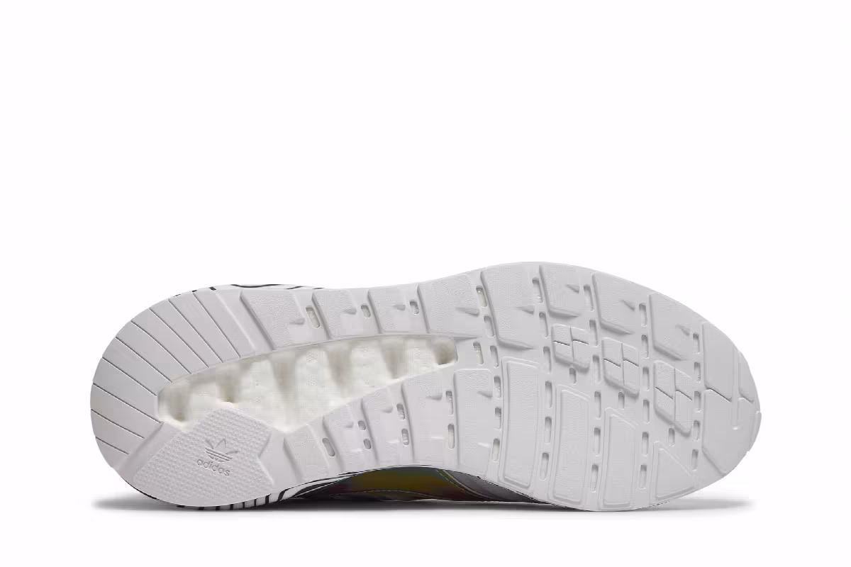 Patrick Mahomes x adidas ZX 2K Boost Hypnotic Lines, view 5