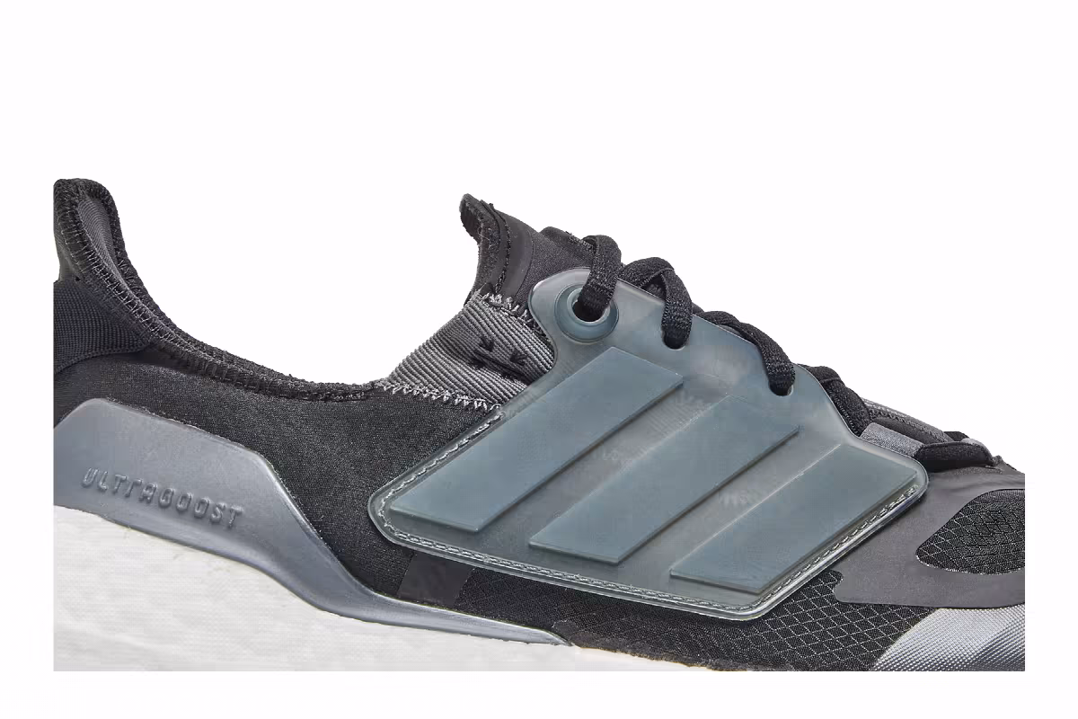 adidas UltraBoost 22 Cold.RDY Black Grey, view 3