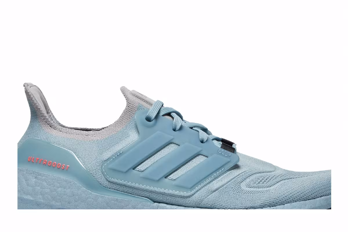 adidas UltraBoost 22 Magic Grey, view 3