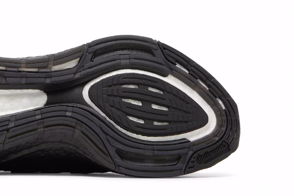 adidas Women's UltraBoost 22 Triple Black, view 6