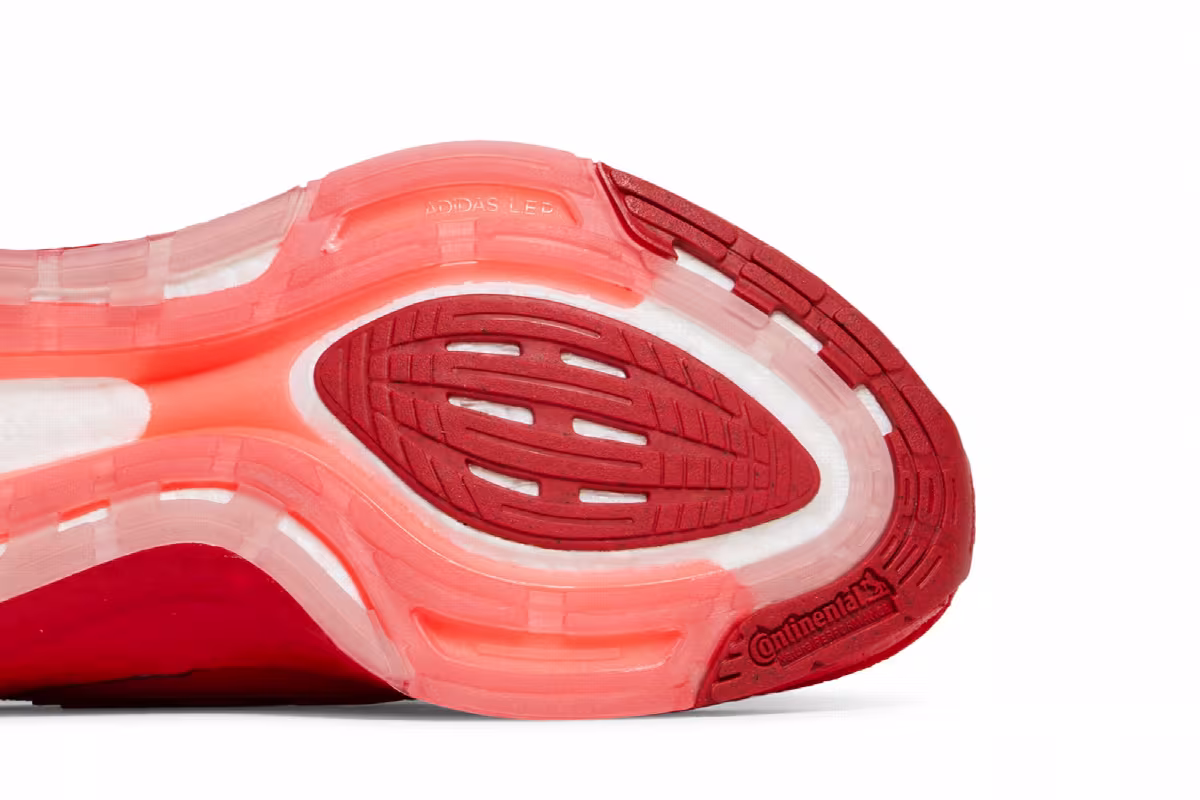 adidas UltraBoost 22 Vivid Red, view 6