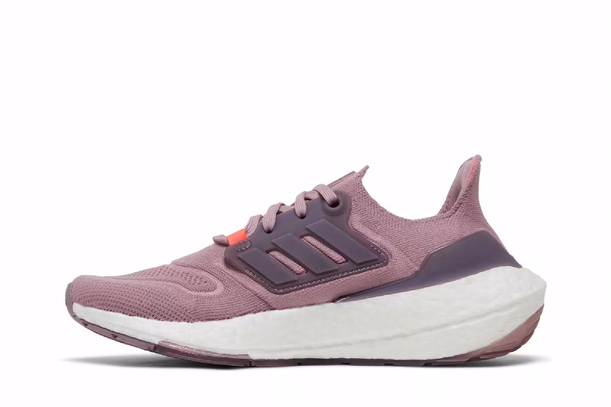 Adidas UltraBoost 22 Big Kid Magic Mauve, view 4