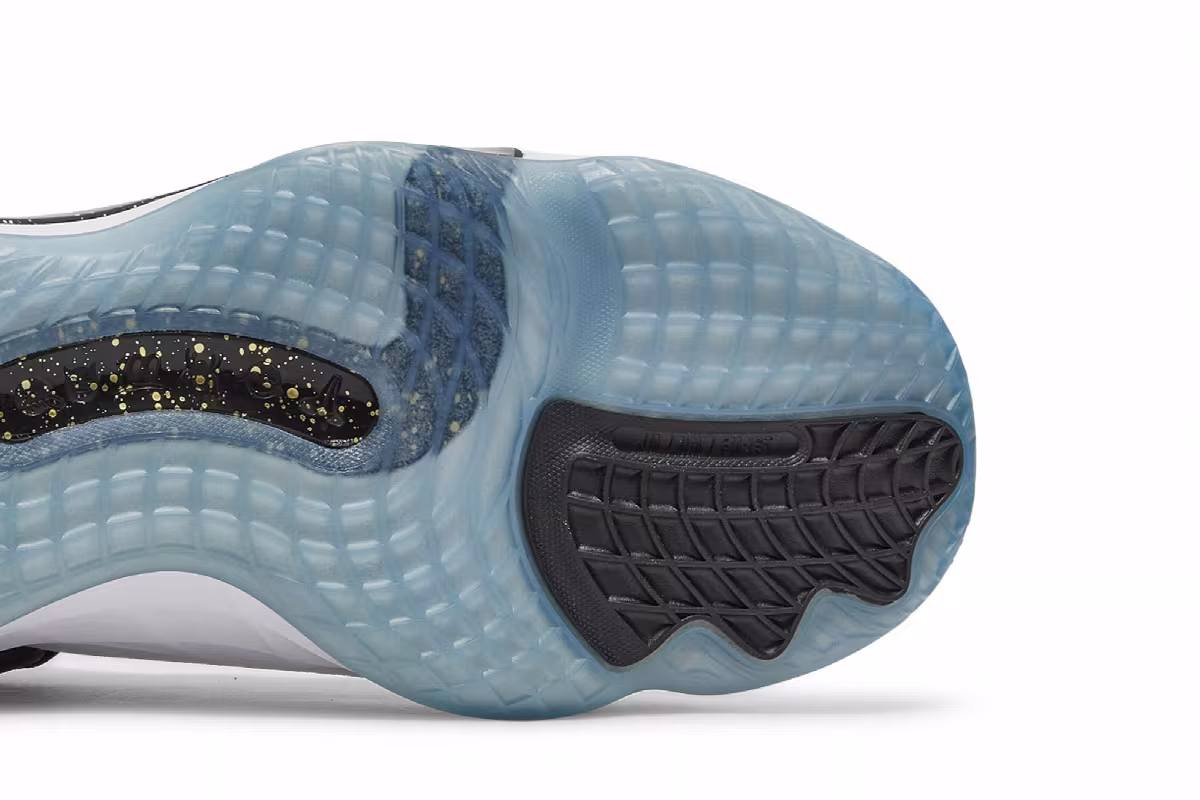 Adidas D.O.N. Issue #3 GCA Gold Medal, view 6