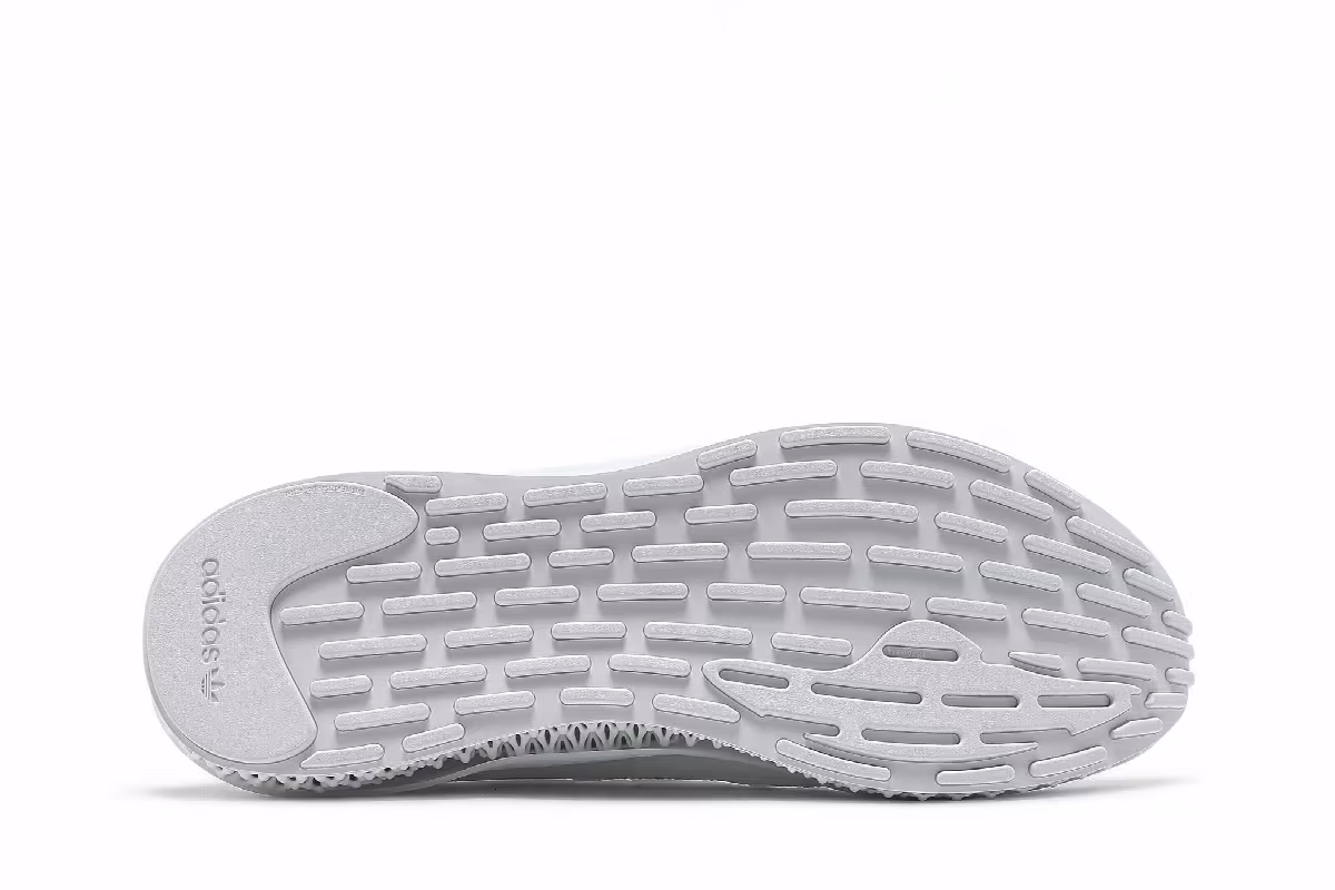 adidas 4D Fusio Triple White, view 5