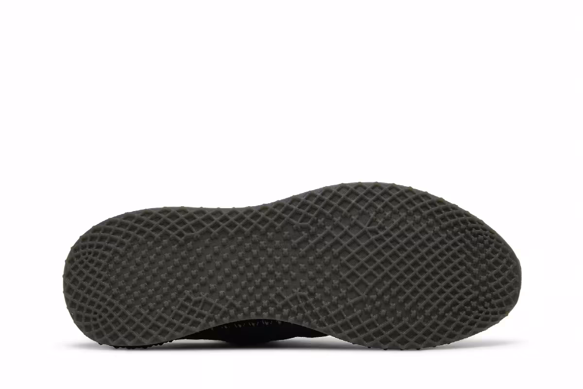 A Ma Maniére x adidas Ultra 4D Black, view 5
