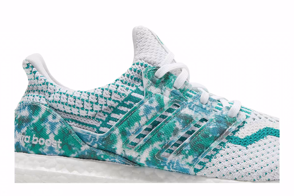 adidas UltraBoost 5.0 Cloud White Green, view 3