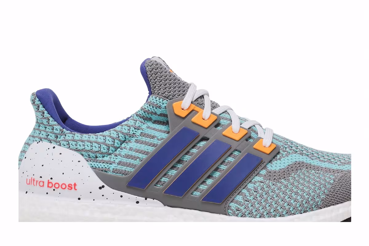 adidas UltraBoost 5.0 DNA Grey Sonic Ink, view 3