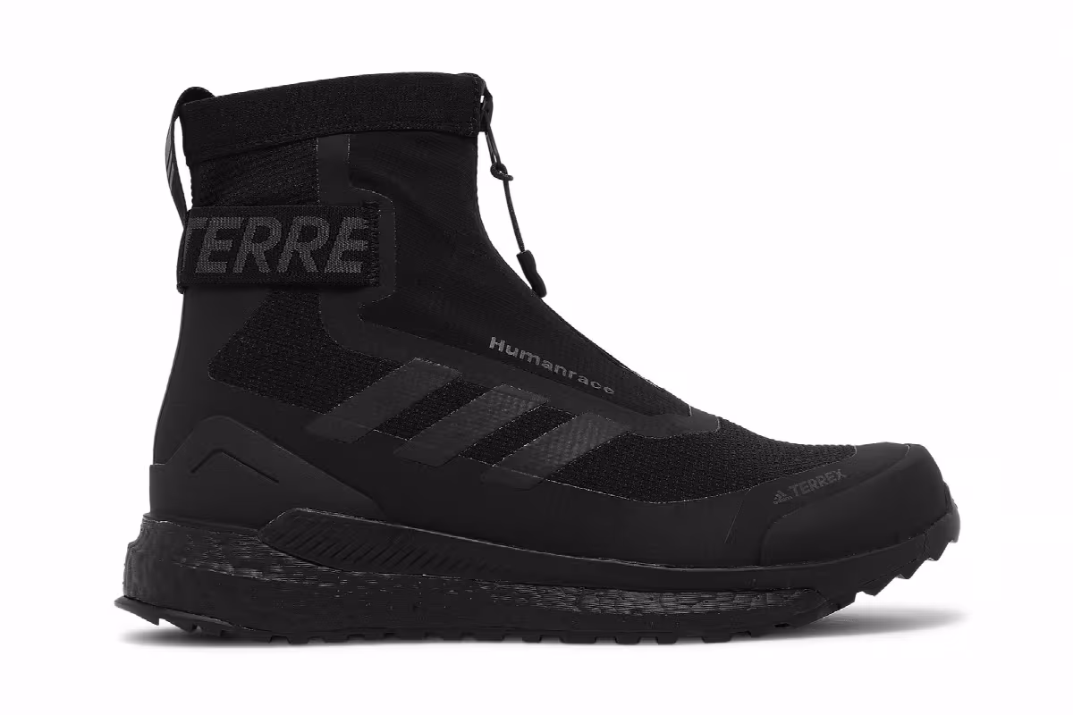 Pharrell x adidas Terrex Free Hiker Zip Triple Black, view 2