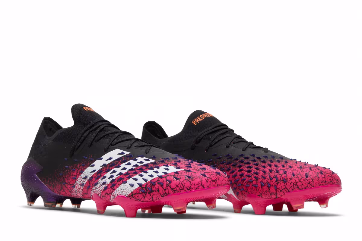 Adidas Predator Freak.1 Low FG Demonskin - Black Shock Pink, view 9