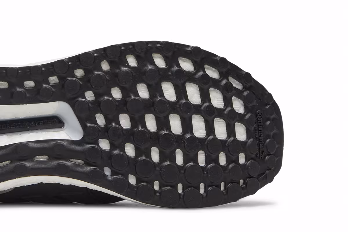adidas UltraBoost 4.0 DNA Black Silver Metallic, view 6