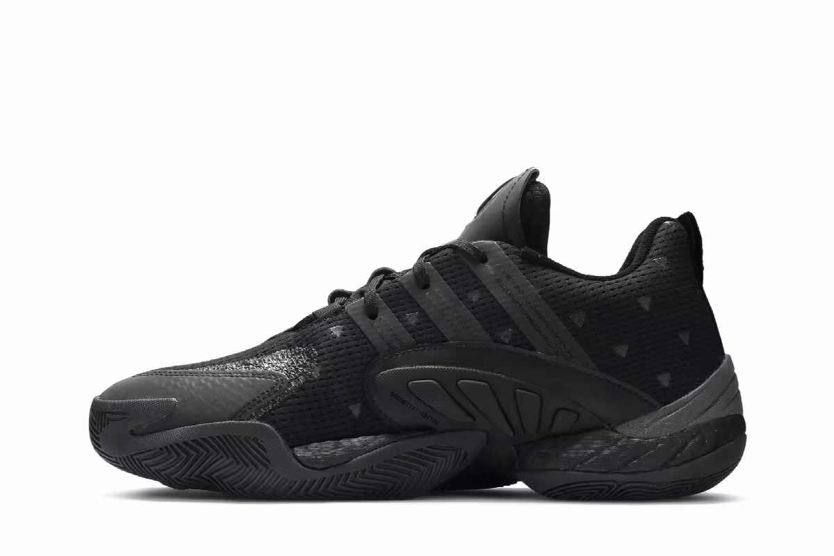Pharrell x adidas Crazy BYW 2.0 Triple Black, view 4