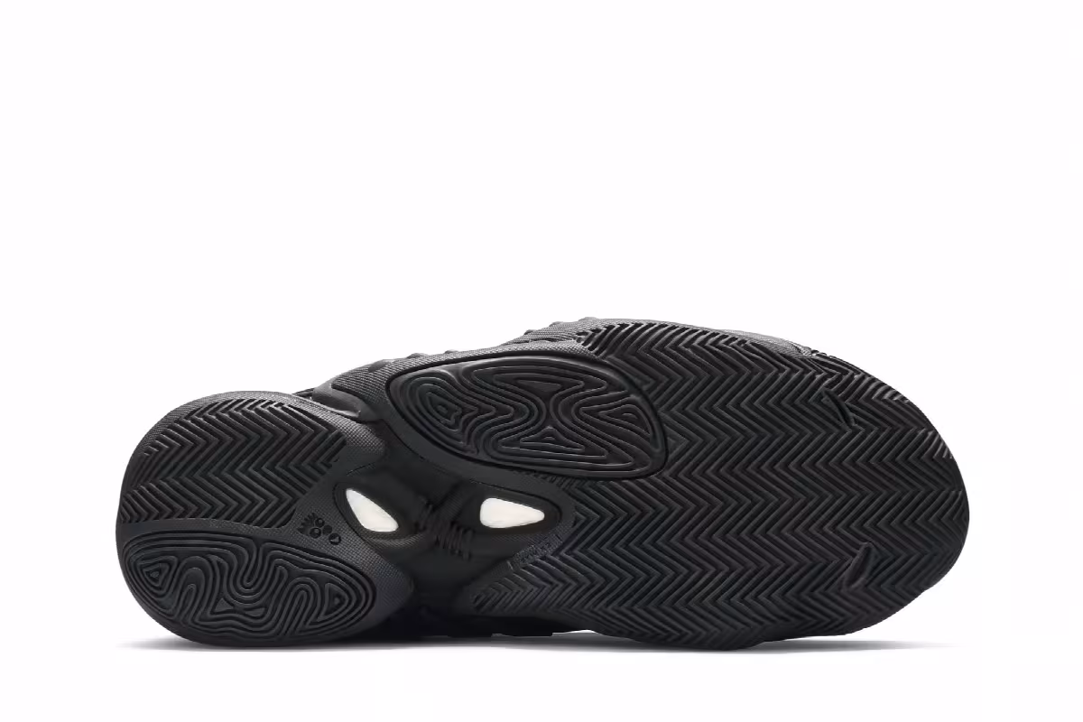 Pharrell x adidas Crazy BYW 2.0 Triple Black, view 5
