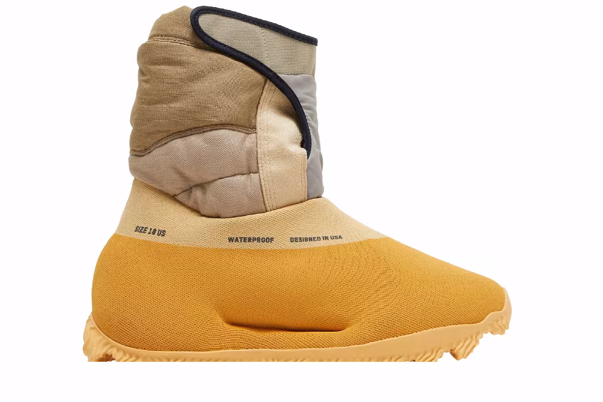 adidas Yeezy Knit Runner Boot Sulfur, view 3